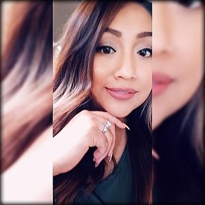 Meet your Posher, Eva